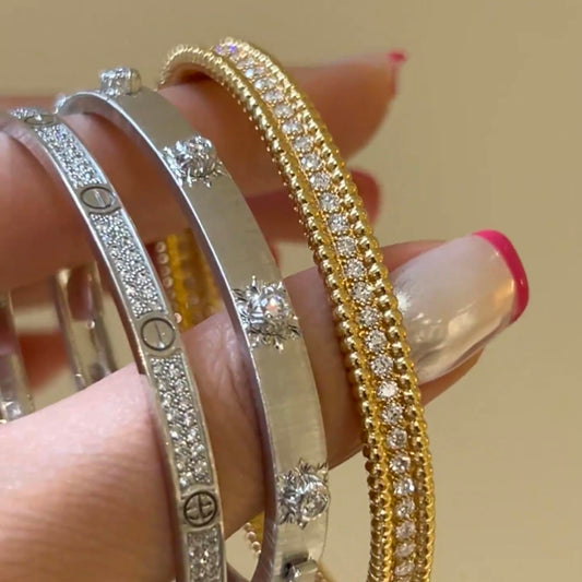 خاتم ألماس من الذهب عيار 18 قيراطًا مقطوع على شكل كمثرى ومُزرع في المختبر من مجوهرات ANSTER مصنوع يدويًا وفقًا لمعايير أخلاقية