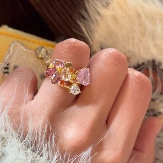 خاتم ألماس من الذهب عيار 18 قيراطًا مقطوع على شكل كمثرى ومُزرع في المختبر من مجوهرات ANSTER مصنوع يدويًا وفقًا لمعايير أخلاقية