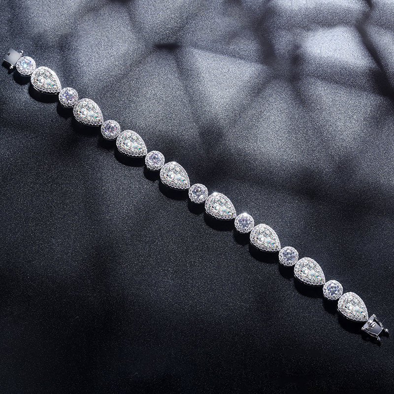 قلادة وأقراط مطلية بالماس من مويسانيتي دائري S925، وزنها 1 قيراط (وزنها 1 قيراط)