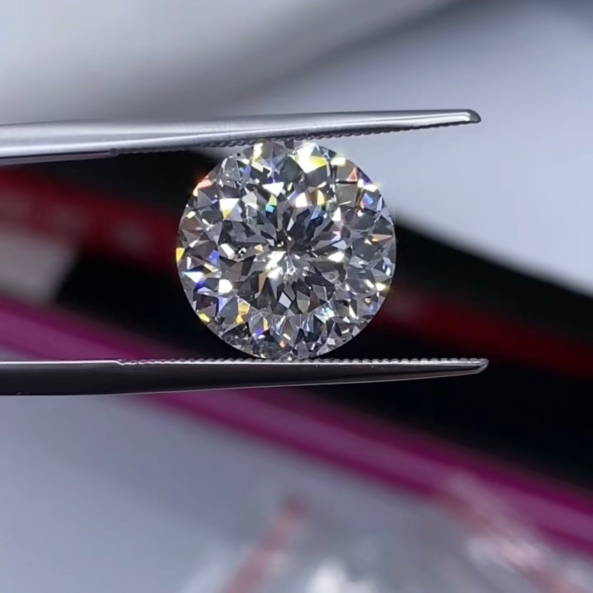 خاتم ألماس من الذهب عيار 18 قيراطًا مقطوع على شكل كمثرى ومُزرع في المختبر من مجوهرات ANSTER مصنوع يدويًا وفقًا لمعايير أخلاقية 