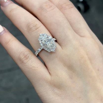 خاتم ألماس من الذهب عيار 18 قيراطًا مقطوع على شكل كمثرى ومُزرع في المختبر من مجوهرات ANSTER مصنوع يدويًا وفقًا لمعايير أخلاقية 