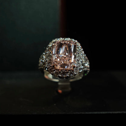 خاتم ألماس من الذهب عيار 18 قيراطًا مقطوع على شكل كمثرى ومُزرع في المختبر من مجوهرات ANSTER مصنوع يدويًا وفقًا لمعايير أخلاقية 