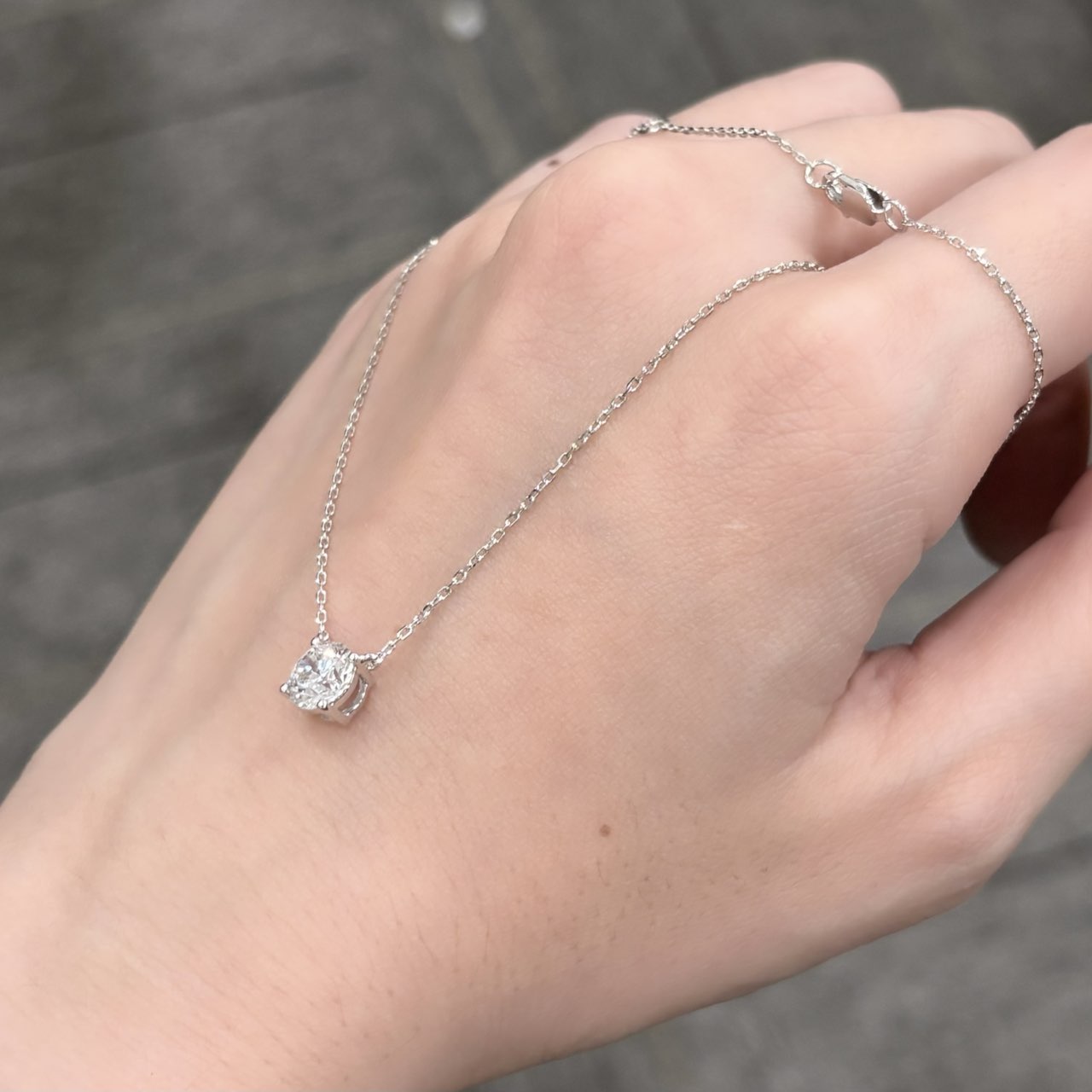 خاتم ألماس من الذهب عيار 18 قيراطًا مقطوع على شكل كمثرى ومُزرع في المختبر من مجوهرات ANSTER مصنوع يدويًا وفقًا لمعايير أخلاقية 