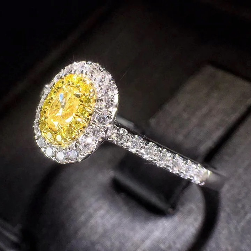 خاتم ألماس من الذهب عيار 18 قيراطًا مقطوع على شكل كمثرى ومُزرع في المختبر من مجوهرات ANSTER مصنوع يدويًا وفقًا لمعايير أخلاقية 