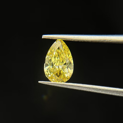 خاتم ألماس من الذهب عيار 18 قيراطًا مقطوع على شكل كمثرى ومُزرع في المختبر من مجوهرات ANSTER مصنوع يدويًا وفقًا لمعايير أخلاقية 