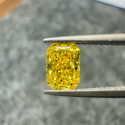 خاتم ألماس من الذهب عيار 18 قيراطًا مقطوع على شكل كمثرى ومُزرع في المختبر من مجوهرات ANSTER مصنوع يدويًا وفقًا لمعايير أخلاقية 