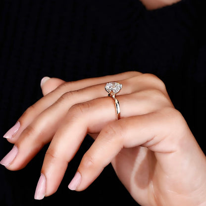 خاتم ألماس من الذهب عيار 18 قيراطًا مقطوع على شكل كمثرى ومُزرع في المختبر من مجوهرات ANSTER مصنوع يدويًا وفقًا لمعايير أخلاقية 