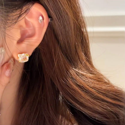 خاتم ألماس من الذهب عيار 18 قيراطًا مقطوع على شكل كمثرى ومُزرع في المختبر من مجوهرات ANSTER مصنوع يدويًا وفقًا لمعايير أخلاقية 