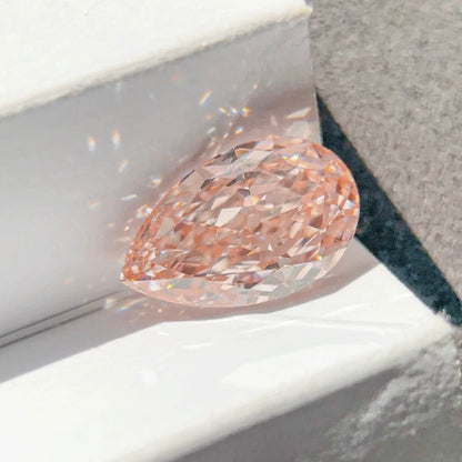 خاتم ألماس من الذهب عيار 18 قيراطًا مقطوع على شكل كمثرى ومُزرع في المختبر من مجوهرات ANSTER مصنوع يدويًا وفقًا لمعايير أخلاقية 