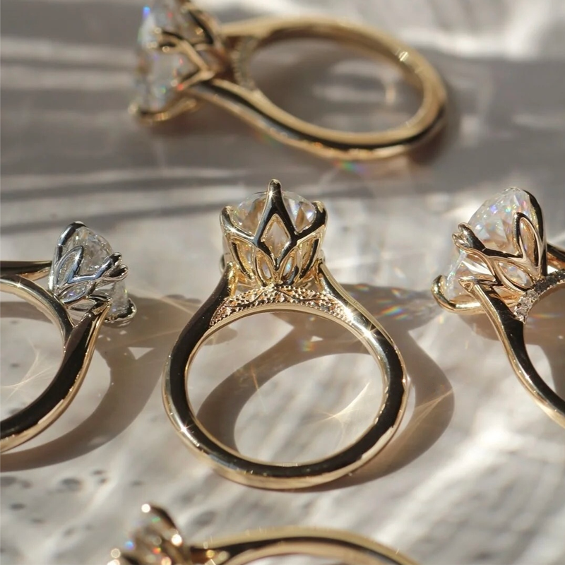 خاتم ألماس من الذهب عيار 18 قيراطًا مقطوع على شكل كمثرى ومُزرع في المختبر من مجوهرات ANSTER مصنوع يدويًا وفقًا لمعايير أخلاقية 