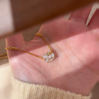 خاتم ألماس من الذهب عيار 18 قيراطًا مقطوع على شكل كمثرى ومُزرع في المختبر من مجوهرات ANSTER مصنوع يدويًا وفقًا لمعايير أخلاقية 