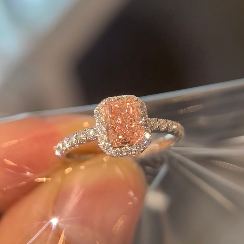 خاتم ألماس من الذهب عيار 18 قيراطًا مقطوع على شكل كمثرى ومُزرع في المختبر من مجوهرات ANSTER مصنوع يدويًا وفقًا لمعايير أخلاقية 