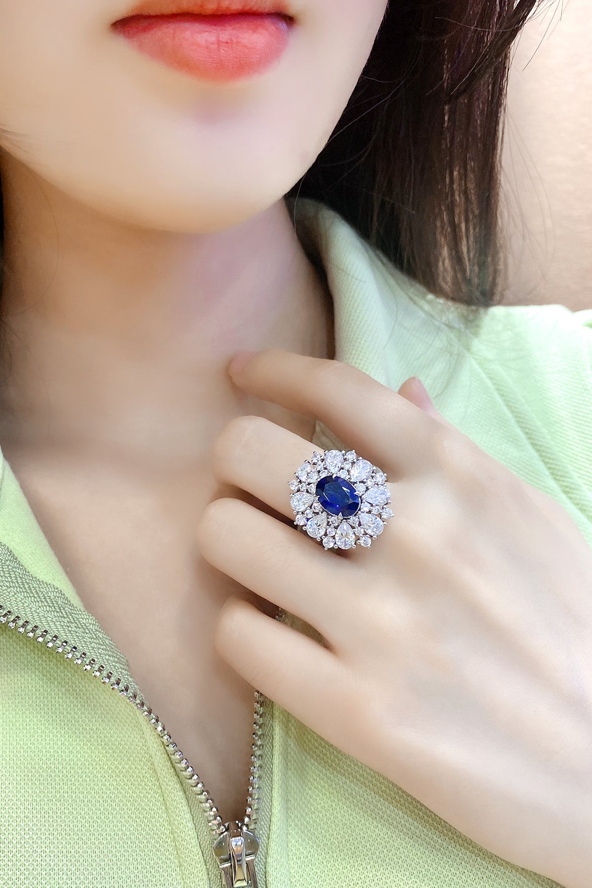 ANSTER JEWELRY 3.2 CTW Oval Lab Grown Sapphire S925 Ring plated
