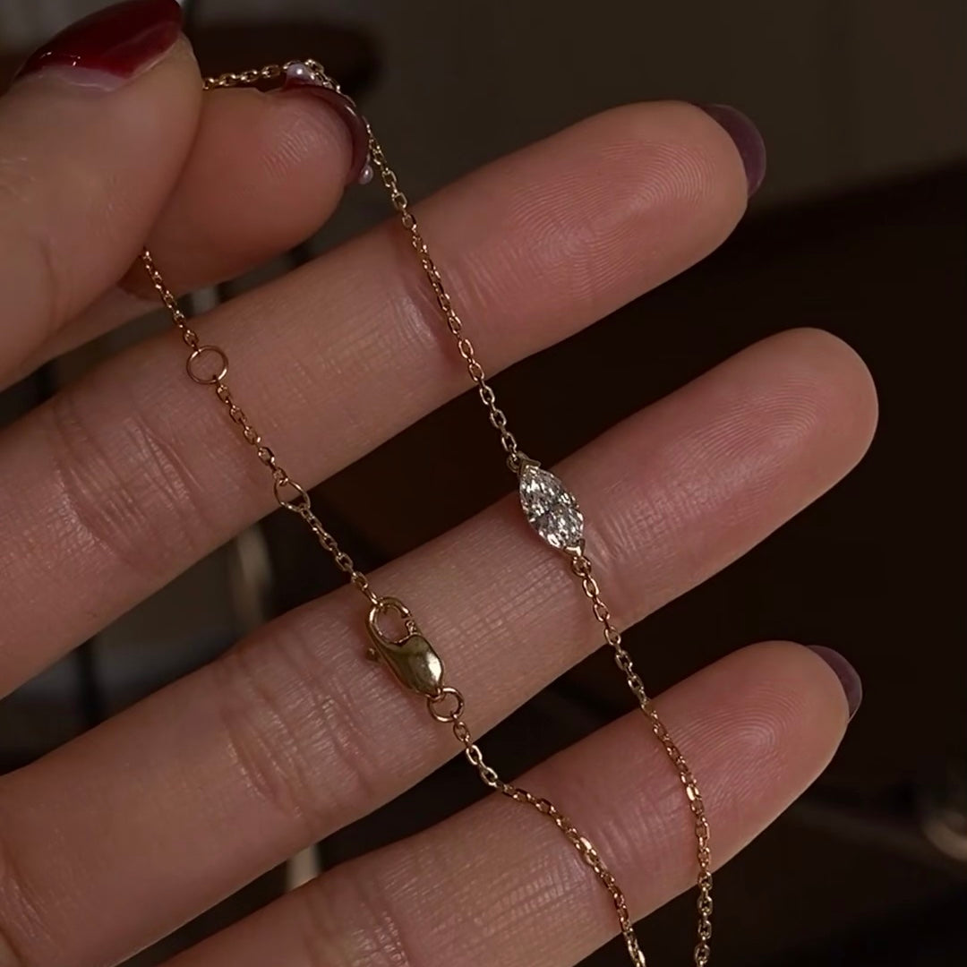 خاتم ألماس من الذهب عيار 18 قيراطًا مقطوع على شكل كمثرى ومُزرع في المختبر من مجوهرات ANSTER مصنوع يدويًا وفقًا لمعايير أخلاقية 