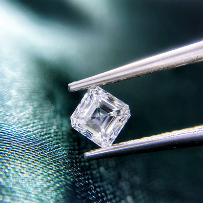 خاتم ألماس من الذهب عيار 18 قيراطًا مقطوع على شكل كمثرى ومُزرع في المختبر من مجوهرات ANSTER مصنوع يدويًا وفقًا لمعايير أخلاقية 