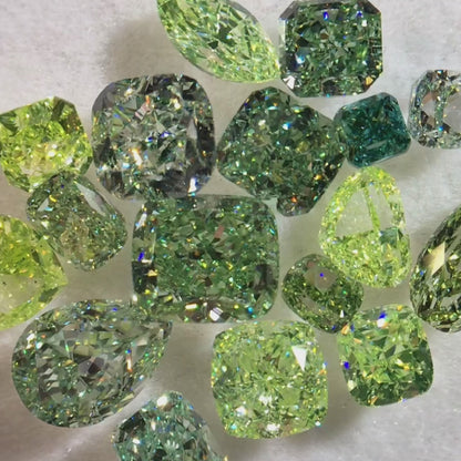 خاتم ألماس من الذهب عيار 18 قيراطًا مقطوع على شكل كمثرى ومُزرع في المختبر من مجوهرات ANSTER مصنوع يدويًا وفقًا لمعايير أخلاقية 