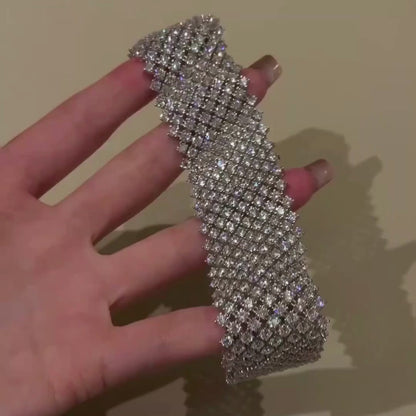 خاتم ألماس من الذهب عيار 18 قيراطًا مقطوع على شكل كمثرى ومُزرع في المختبر من مجوهرات ANSTER مصنوع يدويًا وفقًا لمعايير أخلاقية 