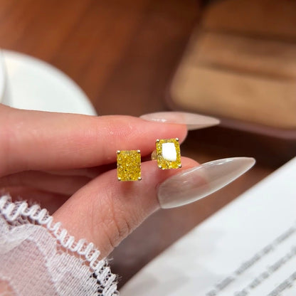 خاتم ألماس من الذهب عيار 18 قيراطًا مقطوع على شكل كمثرى ومُزرع في المختبر من مجوهرات ANSTER مصنوع يدويًا وفقًا لمعايير أخلاقية 